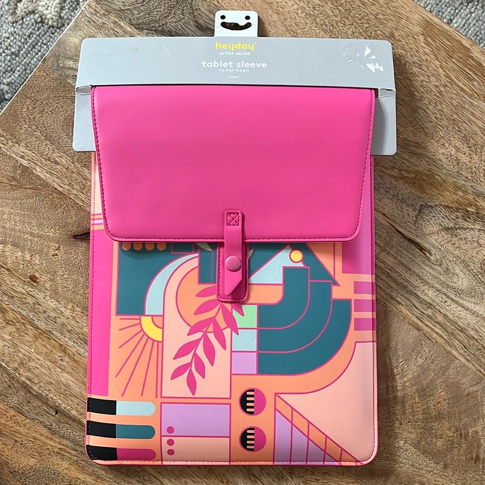 NWT iPad sleeve
